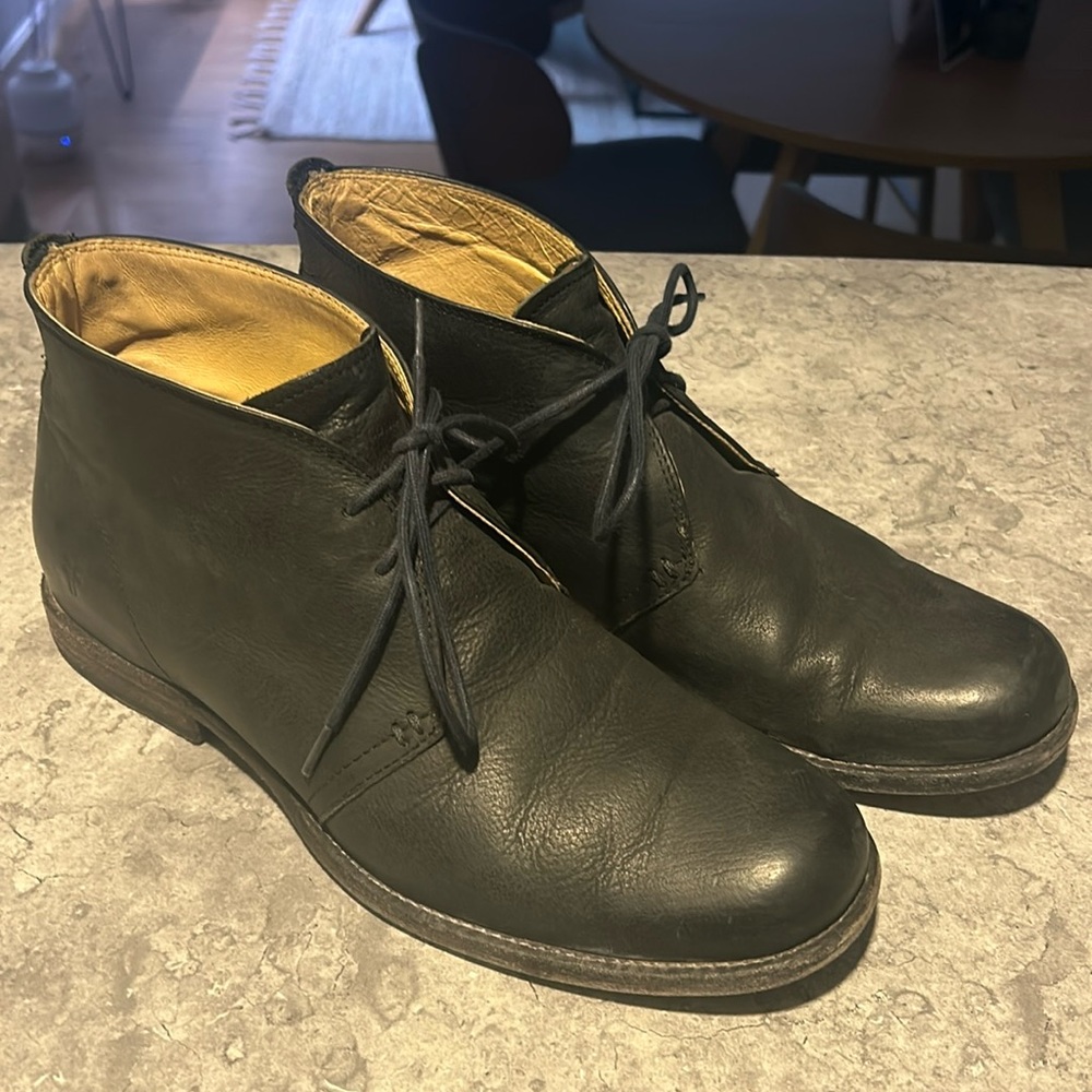 Frye Phillip Chukka boots, lightly used